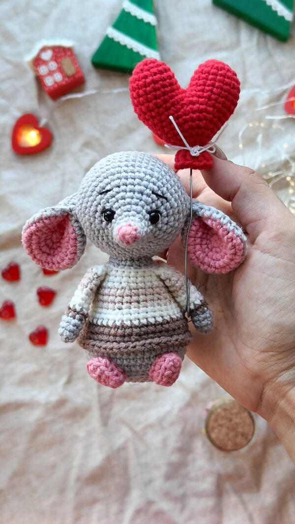 Amigurumi Keychain Valentine - Image 7