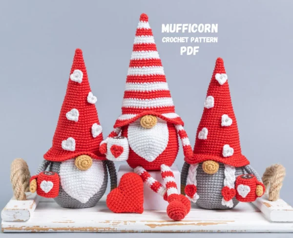 Valentine Knome Crochet Pattern